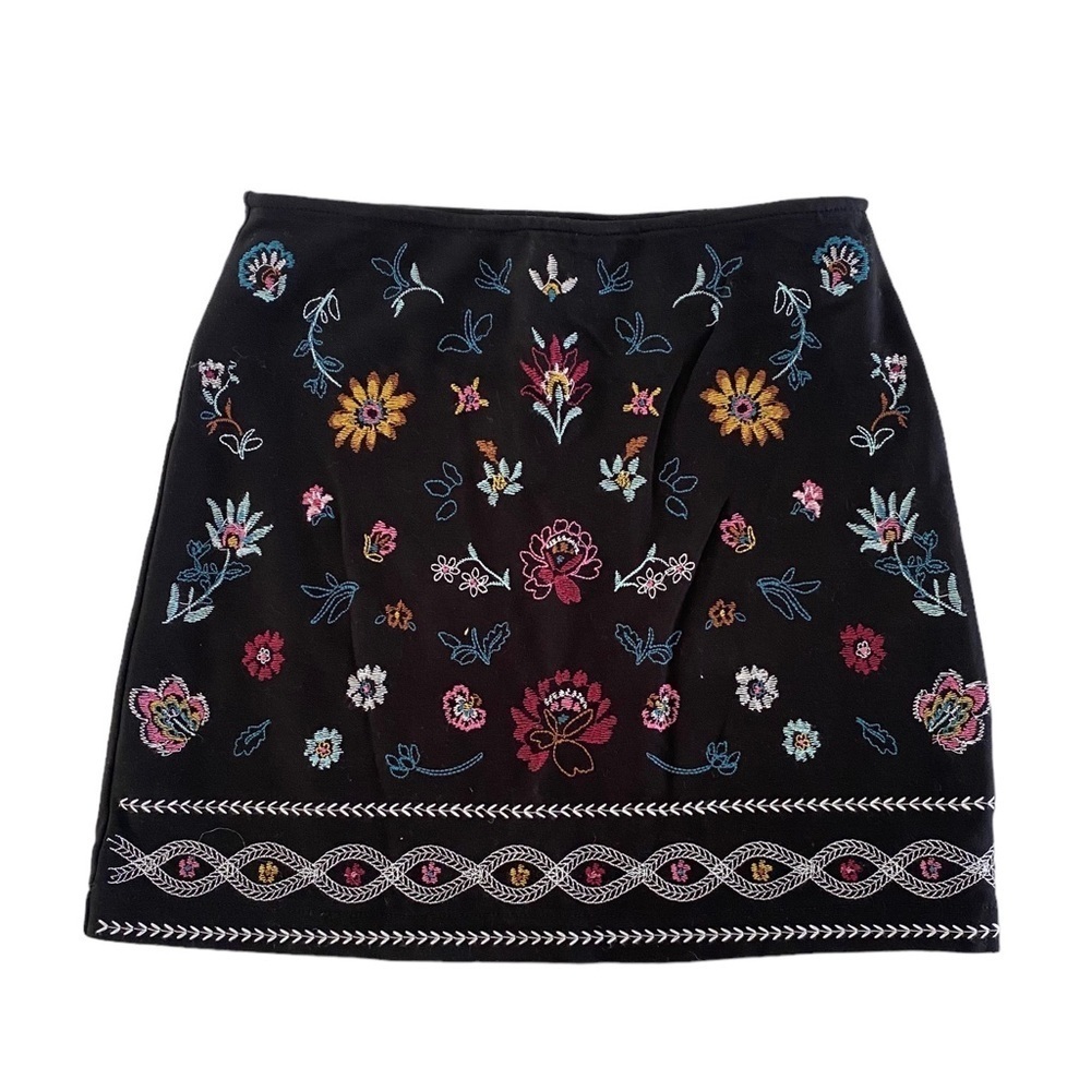 Ella Miss Girls Embroidered Mini Skirt 10 NWT